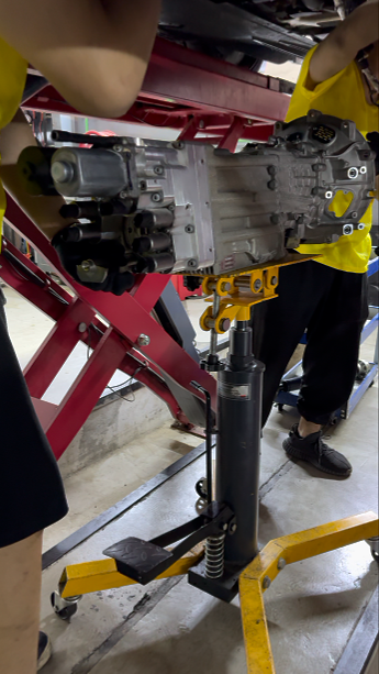 إصلاح علبة التروس في الشارقة: دليلك المفضل لورش العمل المحلية والأسعار